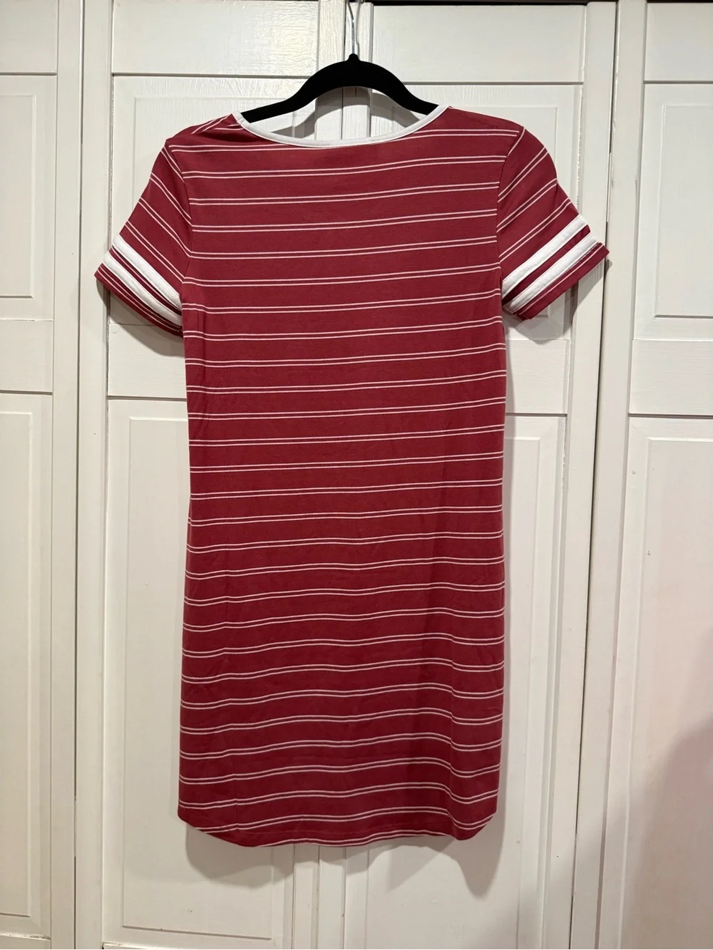 Pink Rose shirt dress size small NWT